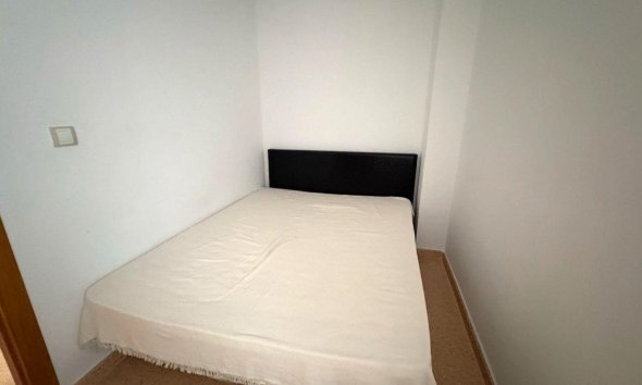 Revente - Apartment -
Torrevieja - Centro