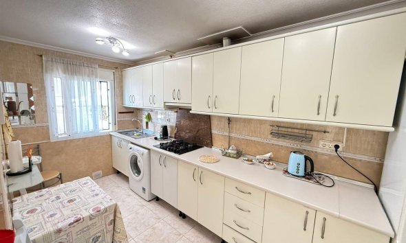 Reventa - Town House -
Torrevieja - Calas Blanca