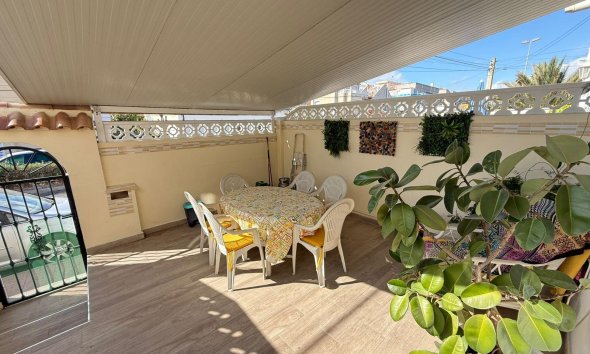 Reventa - Town House -
Torrevieja - Calas Blanca