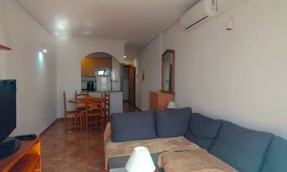 Revente - Apartment -
Torrevieja - CASCO URBANO