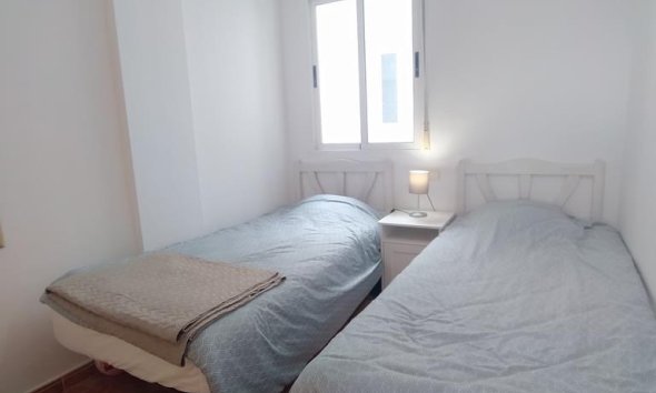 Revente - Apartment -
Torrevieja - CASCO URBANO