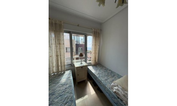 Reventa - Ático -
Torrevieja - Punta Prima