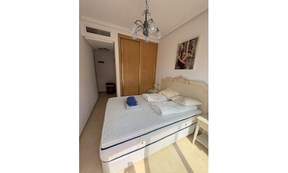 Reventa - Ático -
Torrevieja - Punta Prima