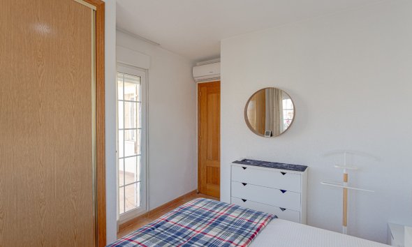 Resale - Villa -
Pilar de la Horadada - Costa Blanca