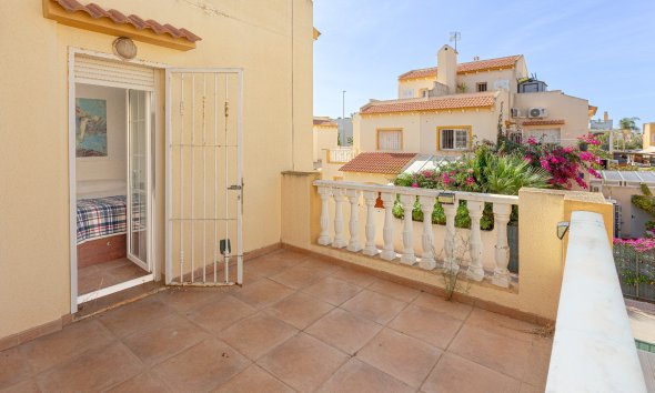 Resale - Villa -
Pilar de la Horadada - Costa Blanca