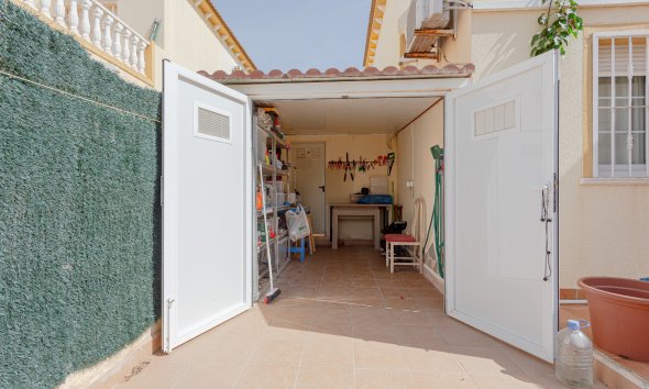 Resale - Villa -
Pilar de la Horadada - Costa Blanca