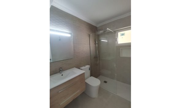 Reventa - Apartment -
Torrevieja - Costa Blanca