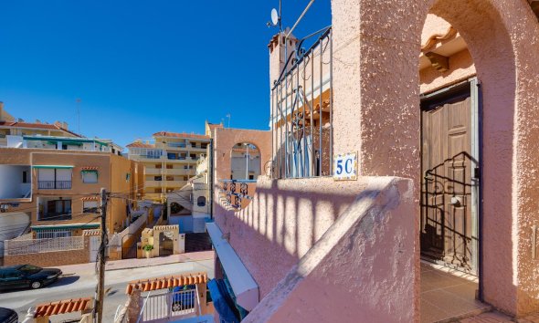 Resale - Bungalow -
Torrevieja - La Mata