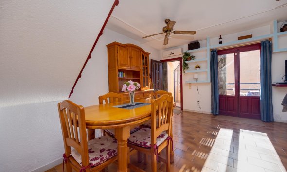 Resale - Bungalow -
Torrevieja - La Mata
