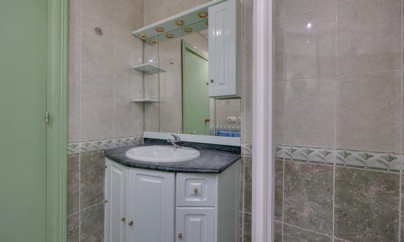 Resale - Bungalow -
Torrevieja - La Mata