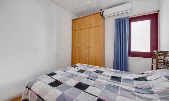 Resale - Bungalow -
Torrevieja - La Mata