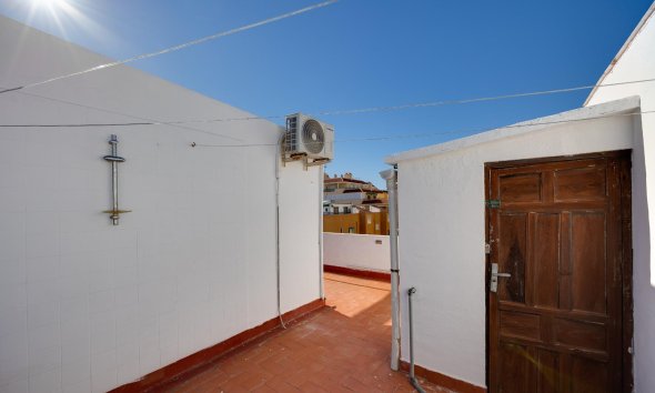 Resale - Bungalow -
Torrevieja - La Mata