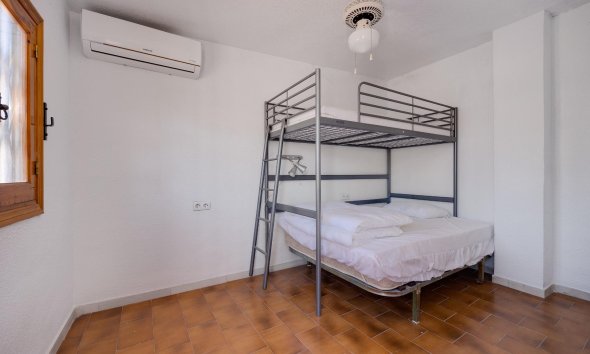 Resale - Bungalow -
Torrevieja - La Mata