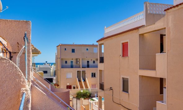 Resale - Bungalow -
Torrevieja - La Mata