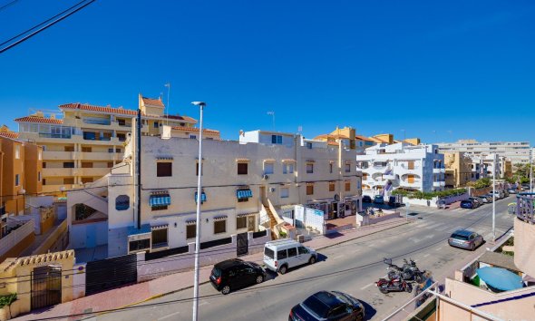 Resale - Bungalow -
Torrevieja - La Mata
