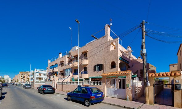 Resale - Bungalow -
Torrevieja - La Mata