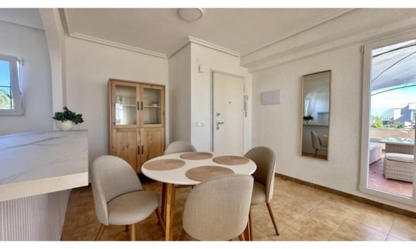 Reventa - Ático -
Torrevieja - Costa Blanca