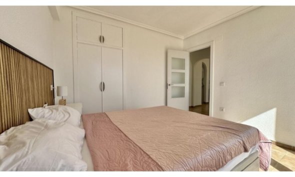 Reventa - Ático -
Torrevieja - Costa Blanca