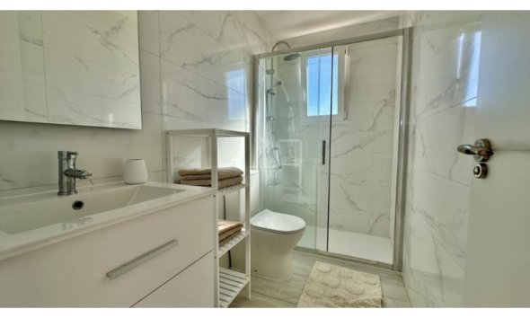 Reventa - Ático -
Torrevieja - Costa Blanca