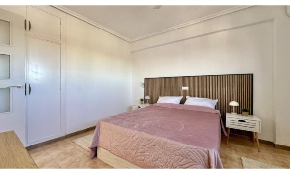 Reventa - Ático -
Torrevieja - Costa Blanca