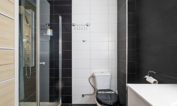 Reventa - Town House -
Torrevieja - Cabo Cervera