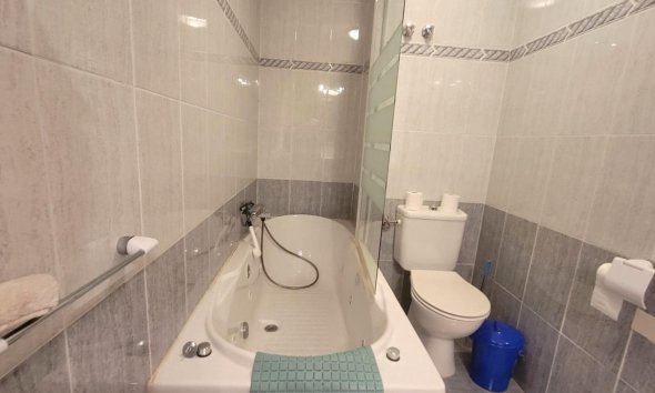 Resale - Town House -
Orihuela Costa - Playa Flamenca