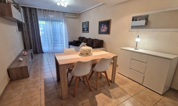 Reventa - Town House -
Torrevieja - Torreblanca