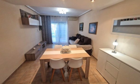 Reventa - Town House -
Torrevieja - Torreblanca