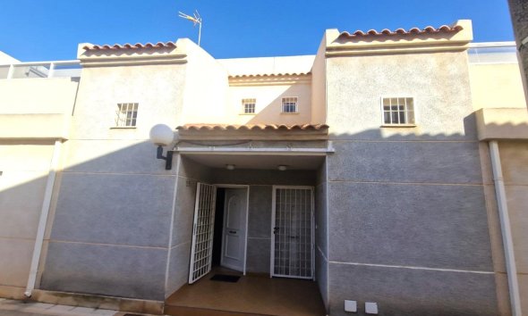 Reventa - Town House -
Torrevieja - Torreblanca