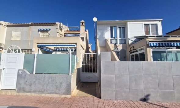 Reventa - Town House -
Torrevieja - Torreblanca