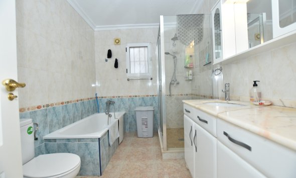 Revente - Villa -
Algorfa - Inland