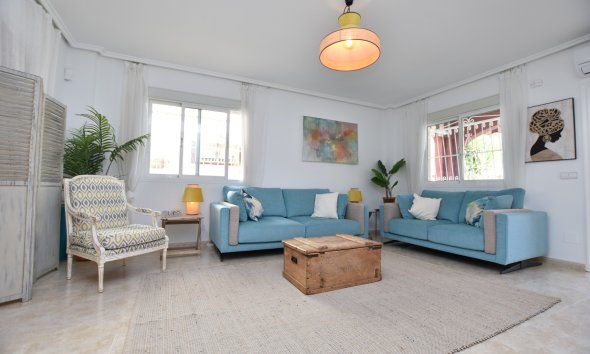 Reventa - Town House -
Ciudad Quesada - Costa Blanca