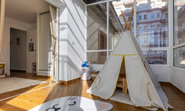 Resale - Town House -
Torrevieja