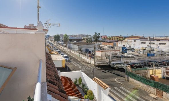 Resale - Town House -
Torrevieja