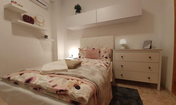 Reventa - Apartment -
Torrevieja - Playa de los Locos