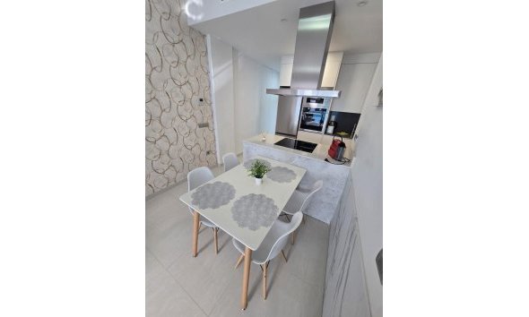 Revente - Apartment -
Torrevieja - Estacion De Autobuses