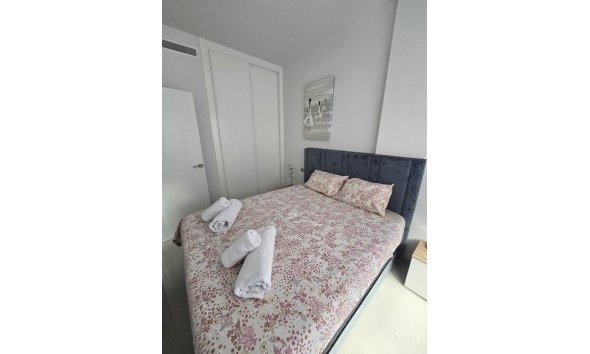 Revente - Apartment -
Torrevieja - Estacion De Autobuses