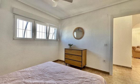 Reventa - Ático -
Torrevieja - Punta Prima