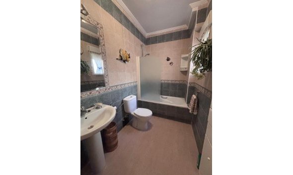 Revente - Town House -
Villamartin - Costa Blanca