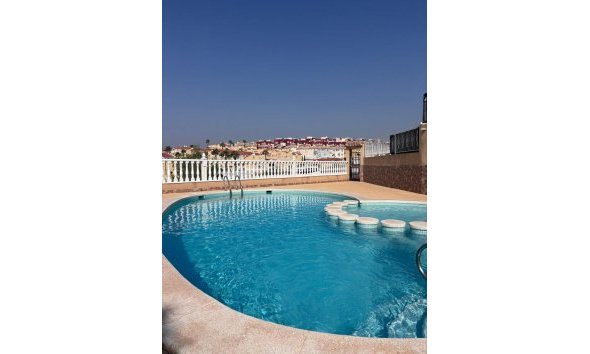 Revente - Town House -
Villamartin - Costa Blanca