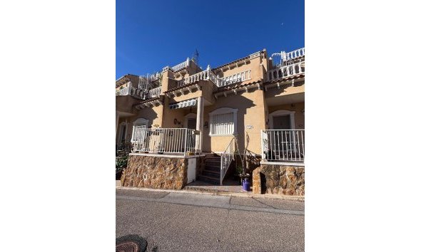 Revente - Town House -
Villamartin - Costa Blanca