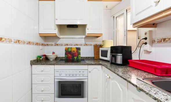 Reventa - Apartment -
Torrevieja - Centro