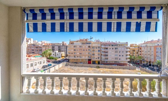 Reventa - Apartment -
Torrevieja - Centro