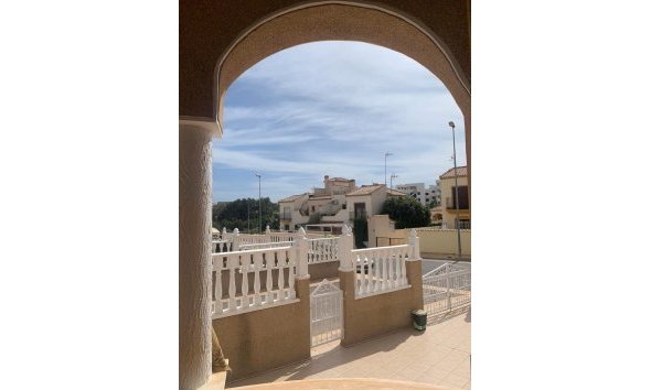 Revente - Villa -
Villamartin - Costa Blanca