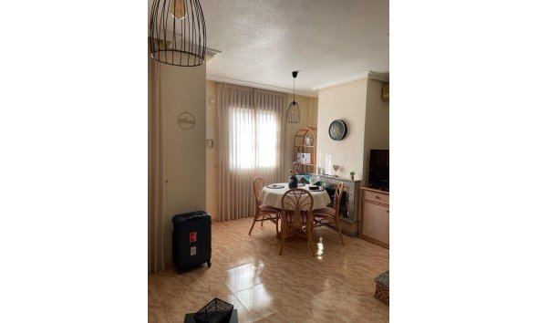 Revente - Villa -
Villamartin - Costa Blanca