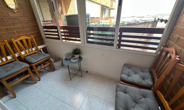 Revente - Apartment -
Torrevieja - Centro