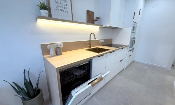 Revente - Villa -
Torrevieja - El Chaparral