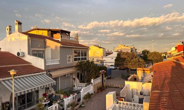 Revente - Villa -
Torrevieja - El Chaparral