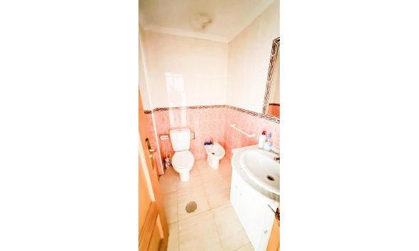 Revente - Apartment -
Torrevieja - Parque de las Naciones