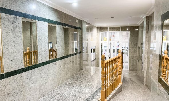 Revente - Apartment -
Torrevieja - Parque de las Naciones